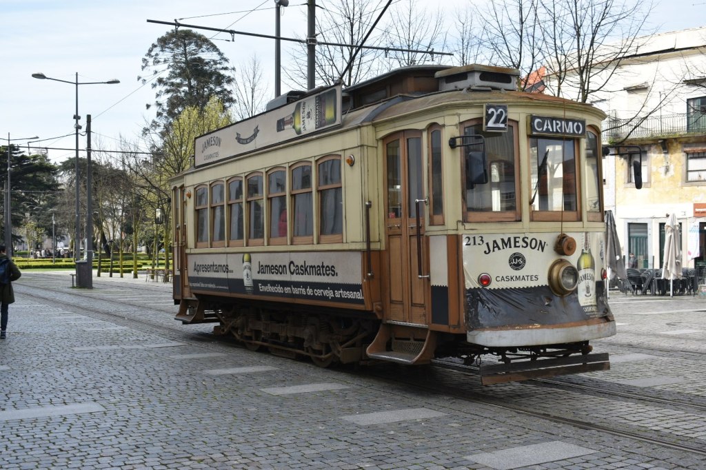 The glamorous tram